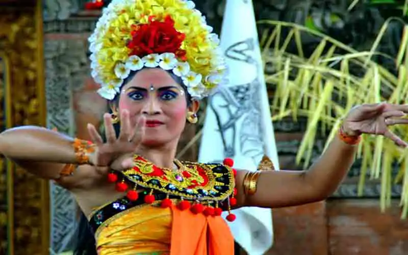 barong keris dance barong keris dance